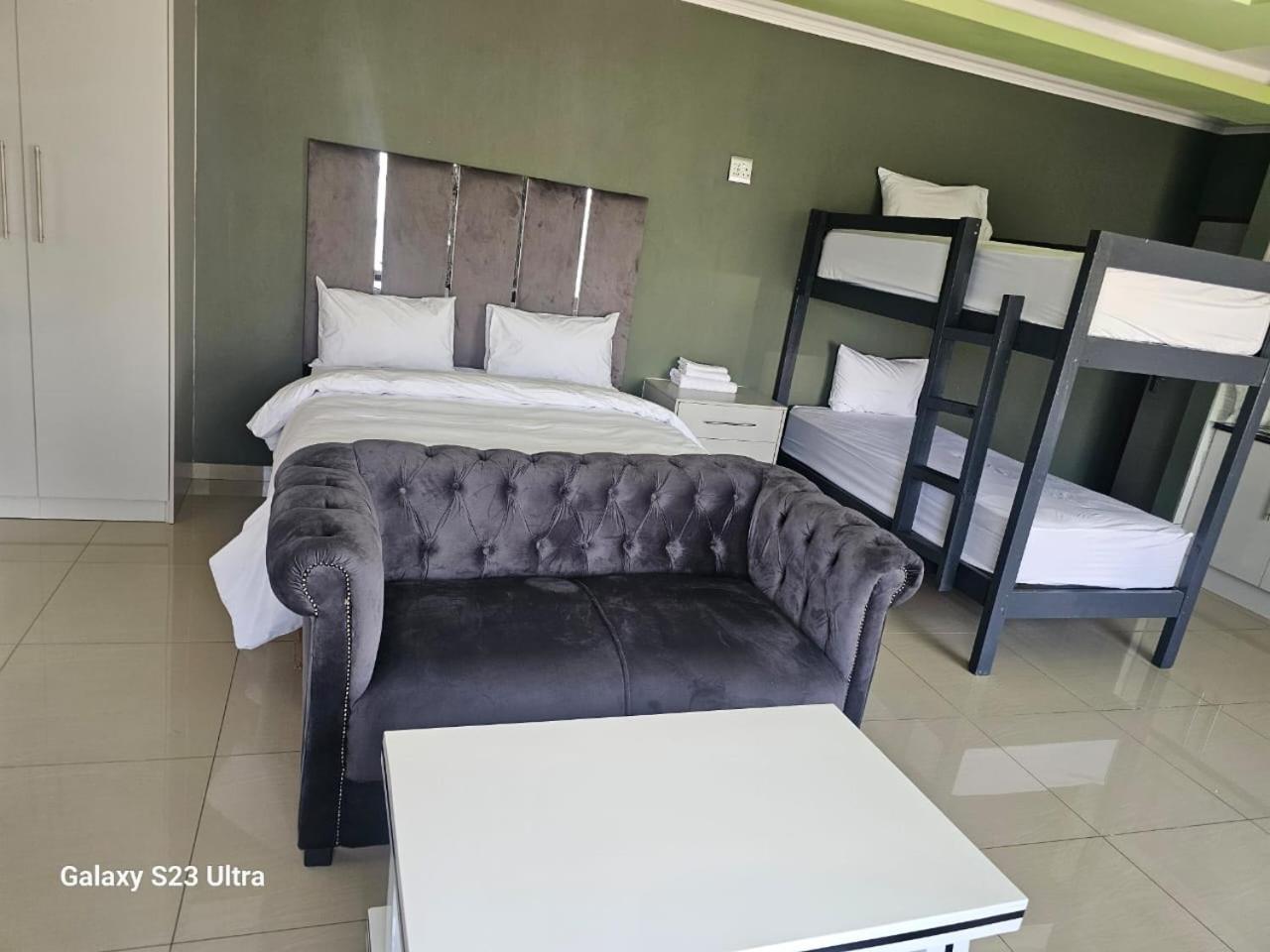 רודפורט Wise Bird Guest House מראה חיצוני תמונה