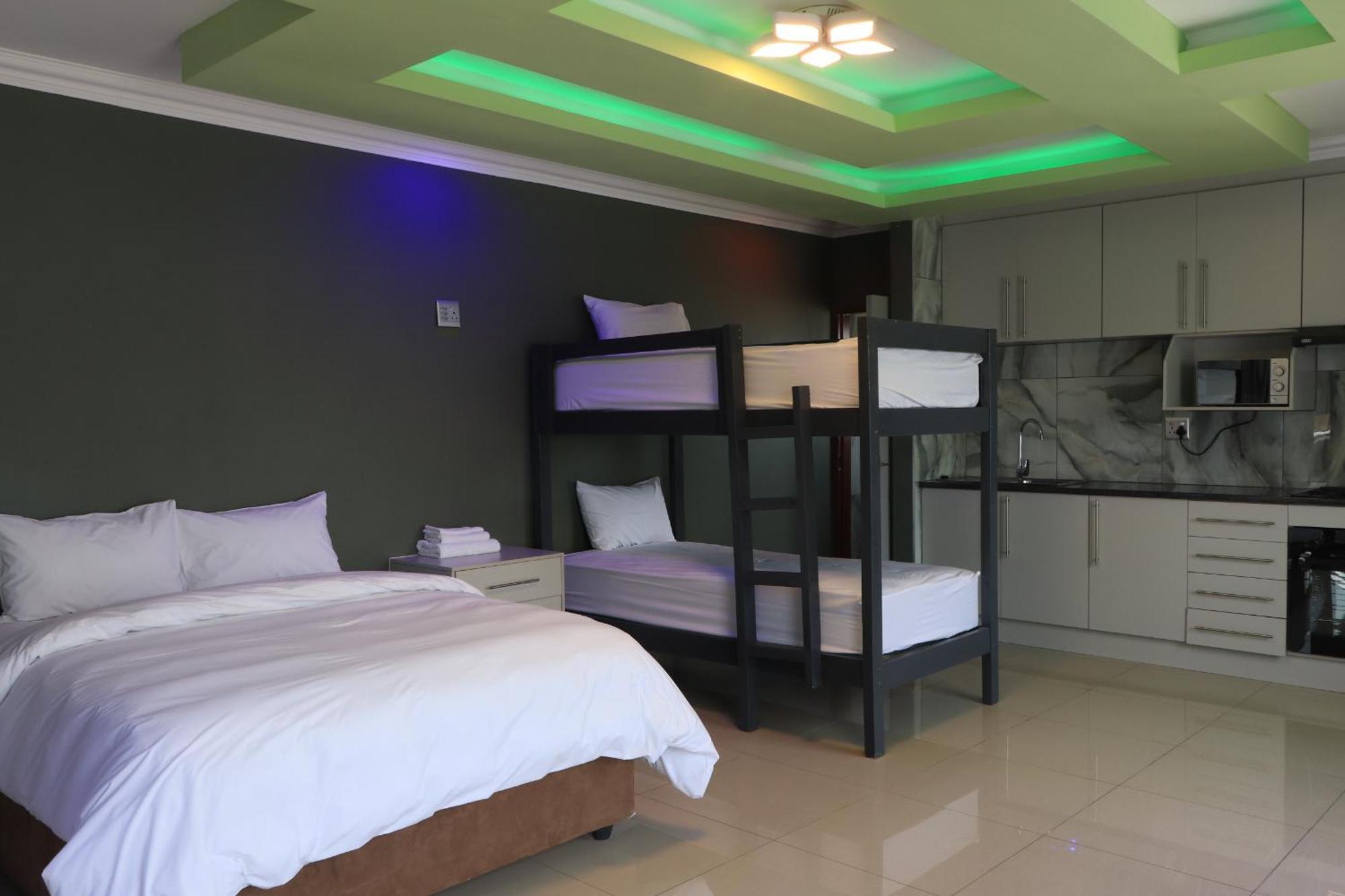 רודפורט Wise Bird Guest House מראה חיצוני תמונה